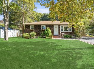 50 Eatondale Avenue, Blue Point, NY 11715