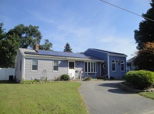 46 Ivy Rd, New Bedford, MA 02745