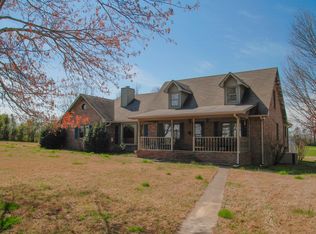 246 Old Quick Rd, Fayetteville, TN 37334