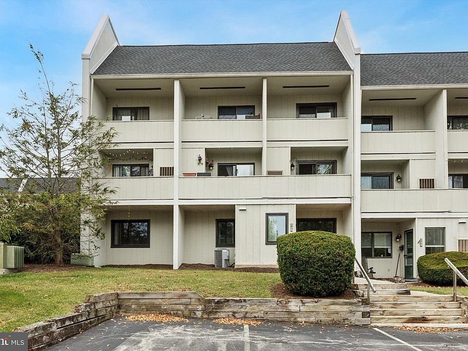 1st image of 344 Summit House
