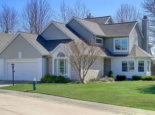 3687 Princeton Pl, Westlake, OH 44145