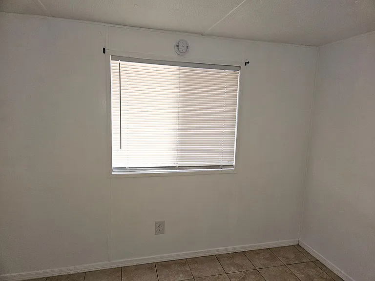 1900 Diamond Dr — Photo 10