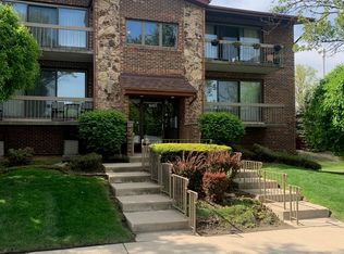4145 W 93rd Pl APT 1W, Oak Lawn, IL