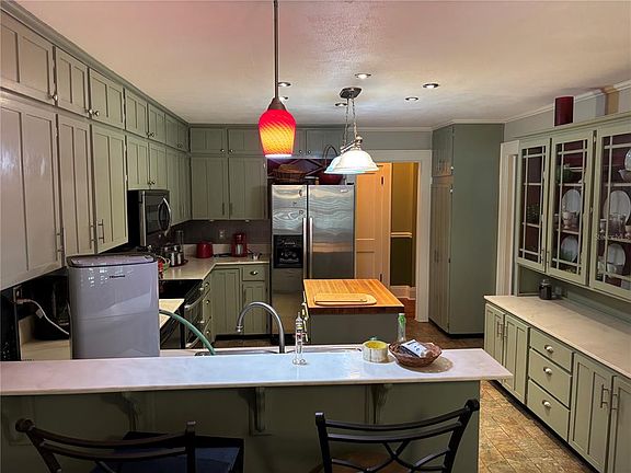 2nd image of 1230 S ORANGE AVENUE