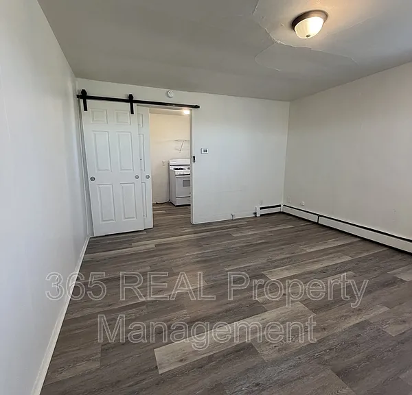 1630 9th Ave #5 — Photo 6