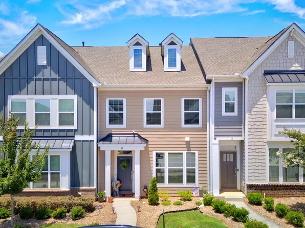 14 Leander Dr, Greer, SC 29651