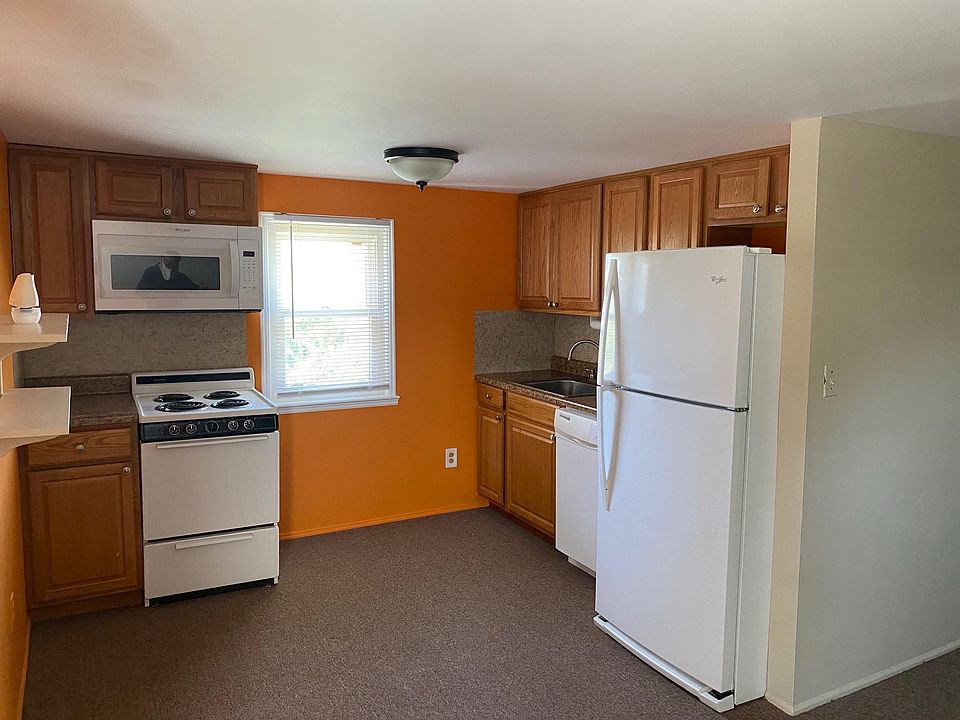 1st image of 84 Anderson Ave