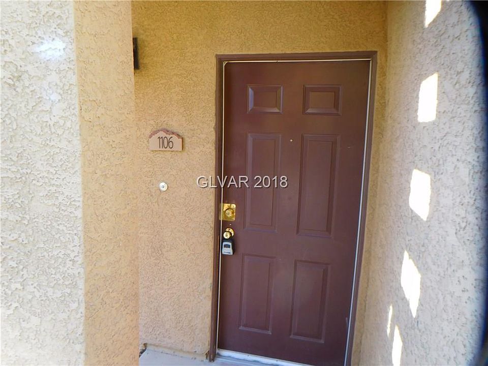 2nd image of 8250 N Grand Canyon Dr Unit 1106