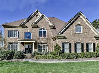 4005 Ainsdale Dr, Matthews, NC 28104