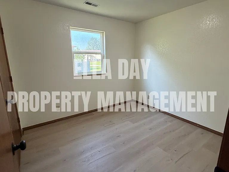 3120 N Applewood Dr — Photo 7
