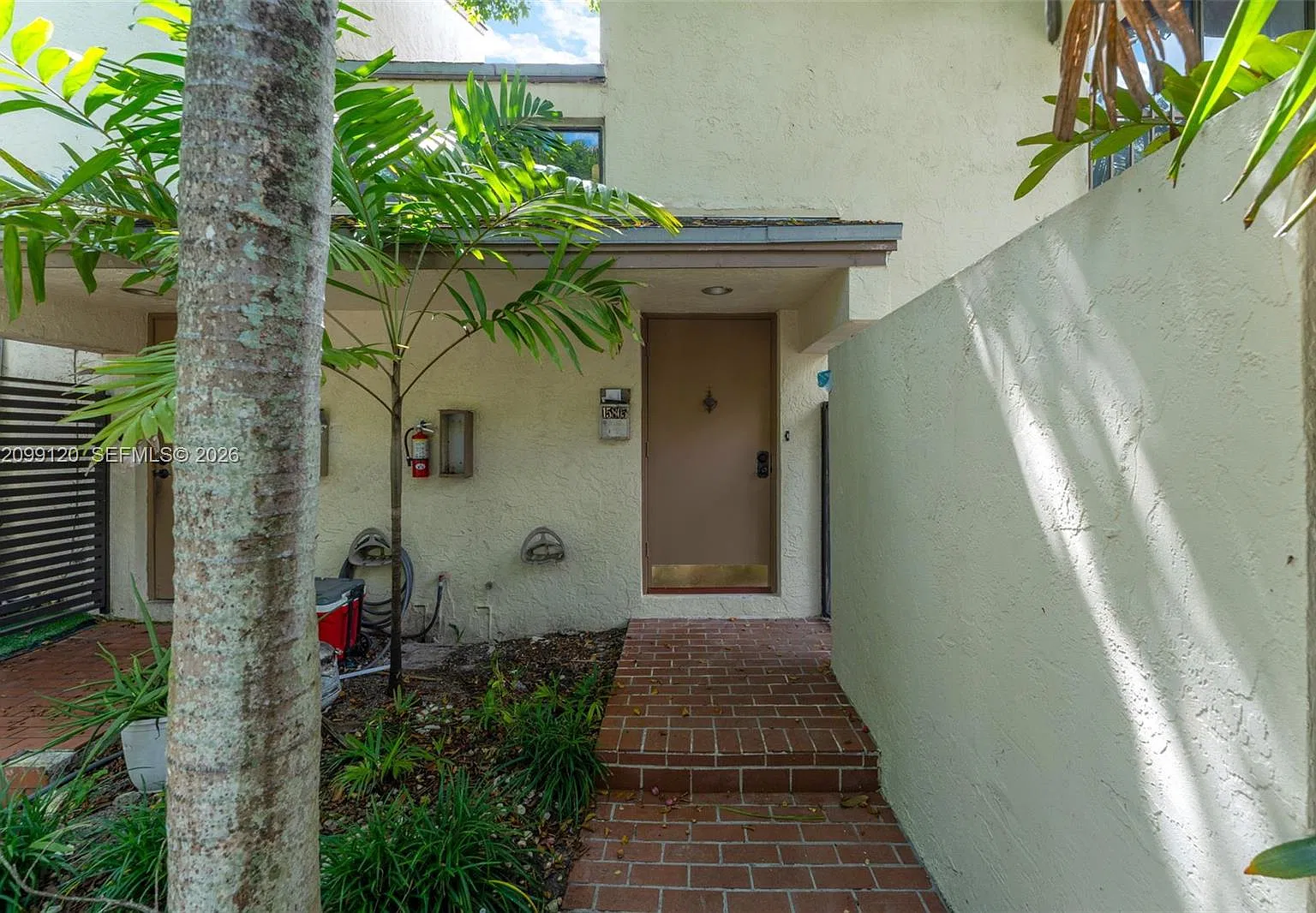 Pinebrooke Condo Z — Photo 2