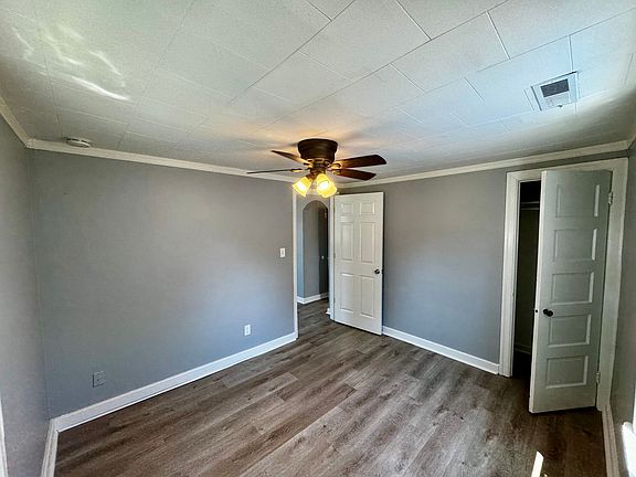 5th image of 2318 45th St