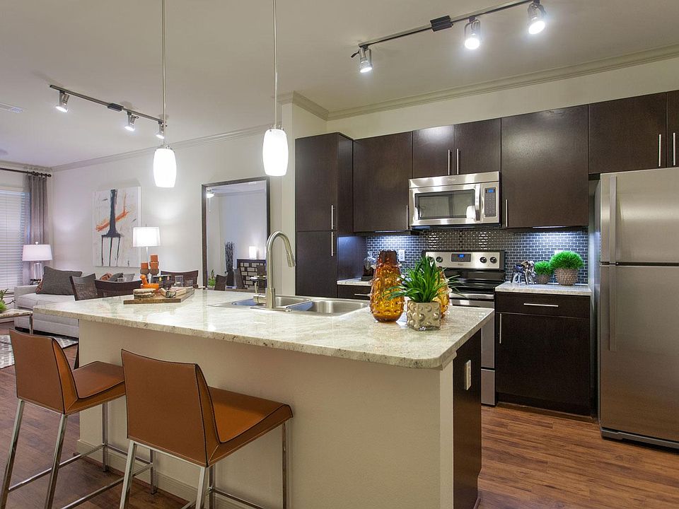 1st image of 1805 Sylvan Ave #1226