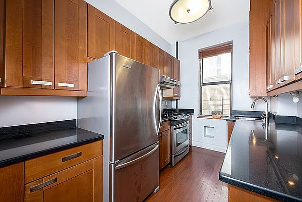 1st image of 70 Haven Ave APT 1H