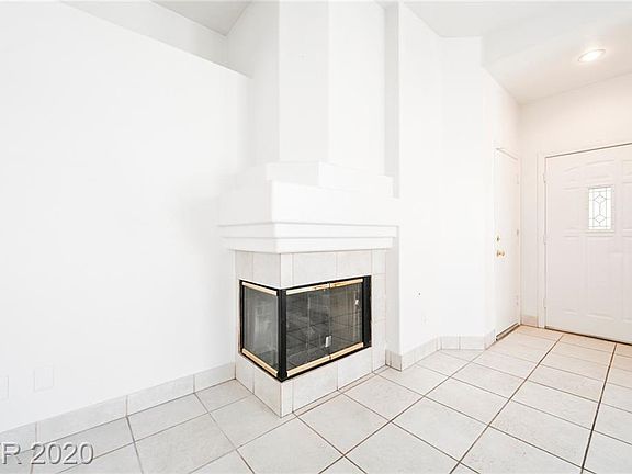 3rd image of 8008 Hilliard Ave