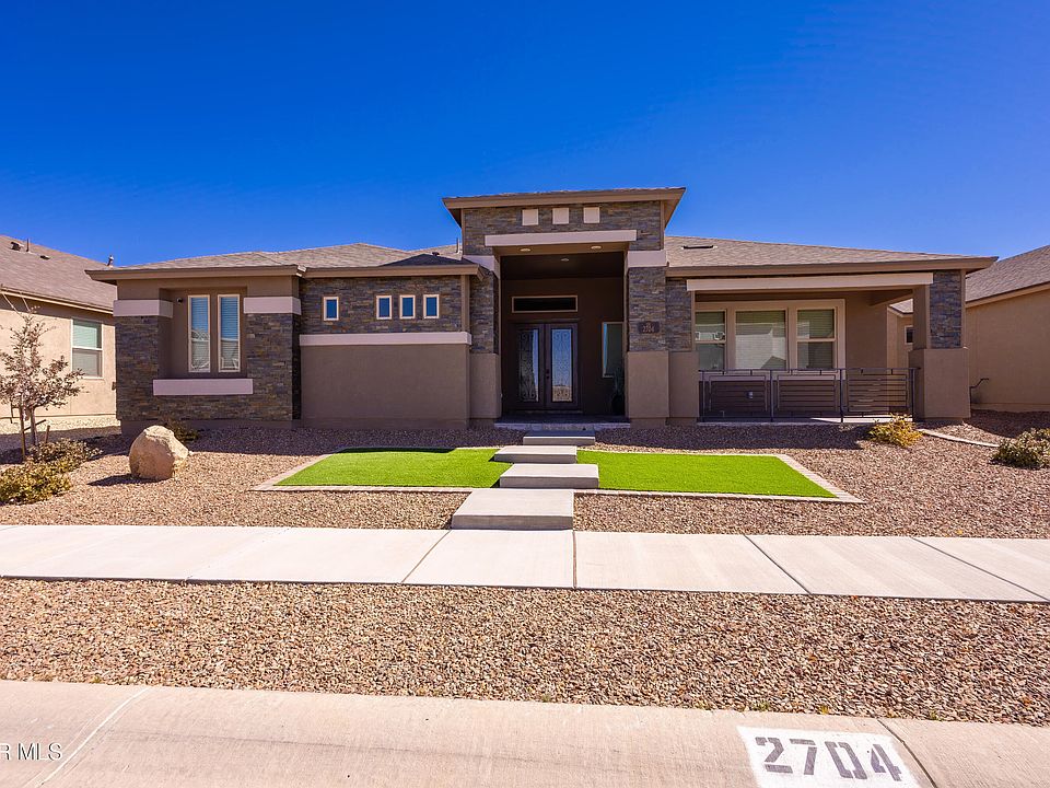 1st image of 2704 Sammy Cervantes St