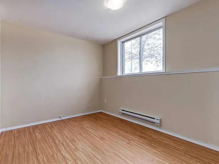 301 Bradbrooke Dr — Photo 20
