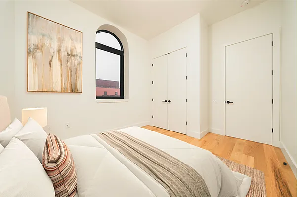 Rented by Nooklyn NYC LLC | media 58