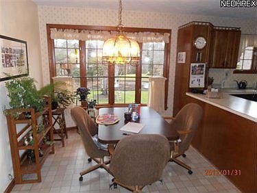 2nd image of 6847 Deepwood Ln