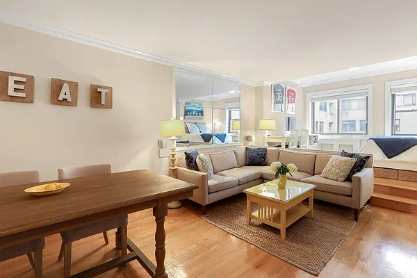 Rented by OnePoint Real Estate Group | media 6