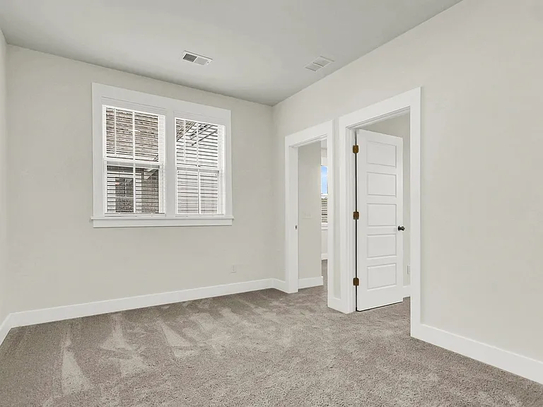 254 Symphony Ave — Photo 34
