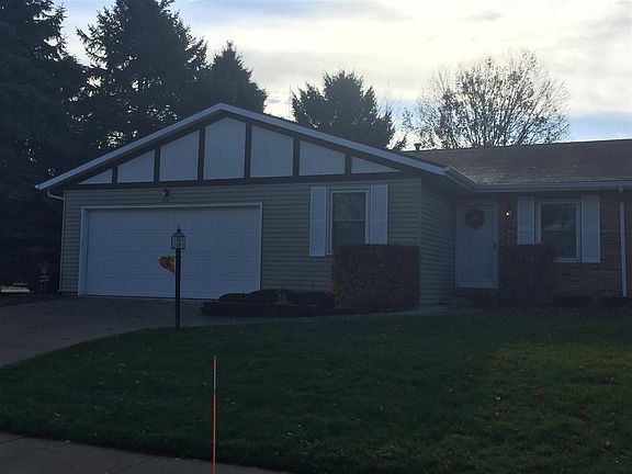 3rd image of 1918 E Farnsworth Dr #A