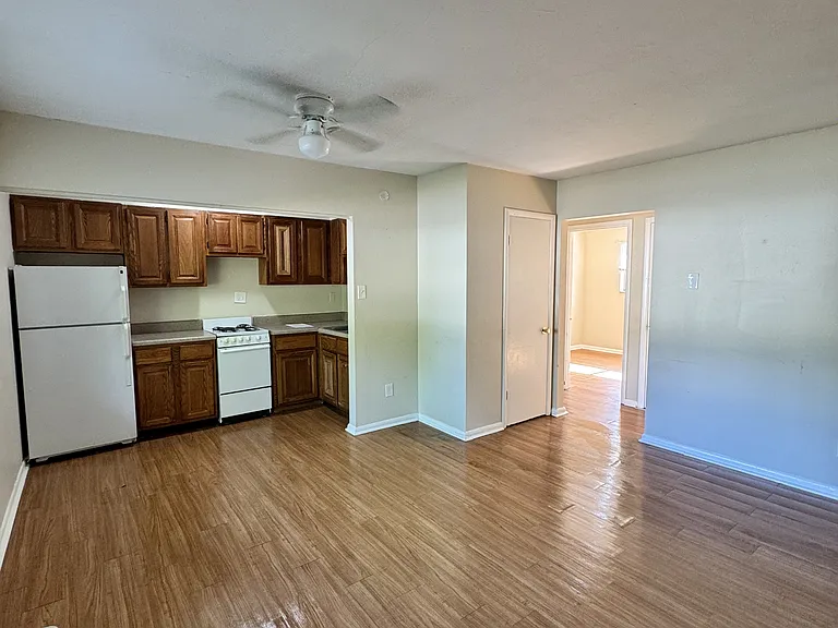 1901 E 5th Ave #2 — Photo 7