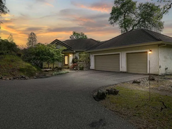 2350 Hidden Gold Trl, Cool, CA 95614