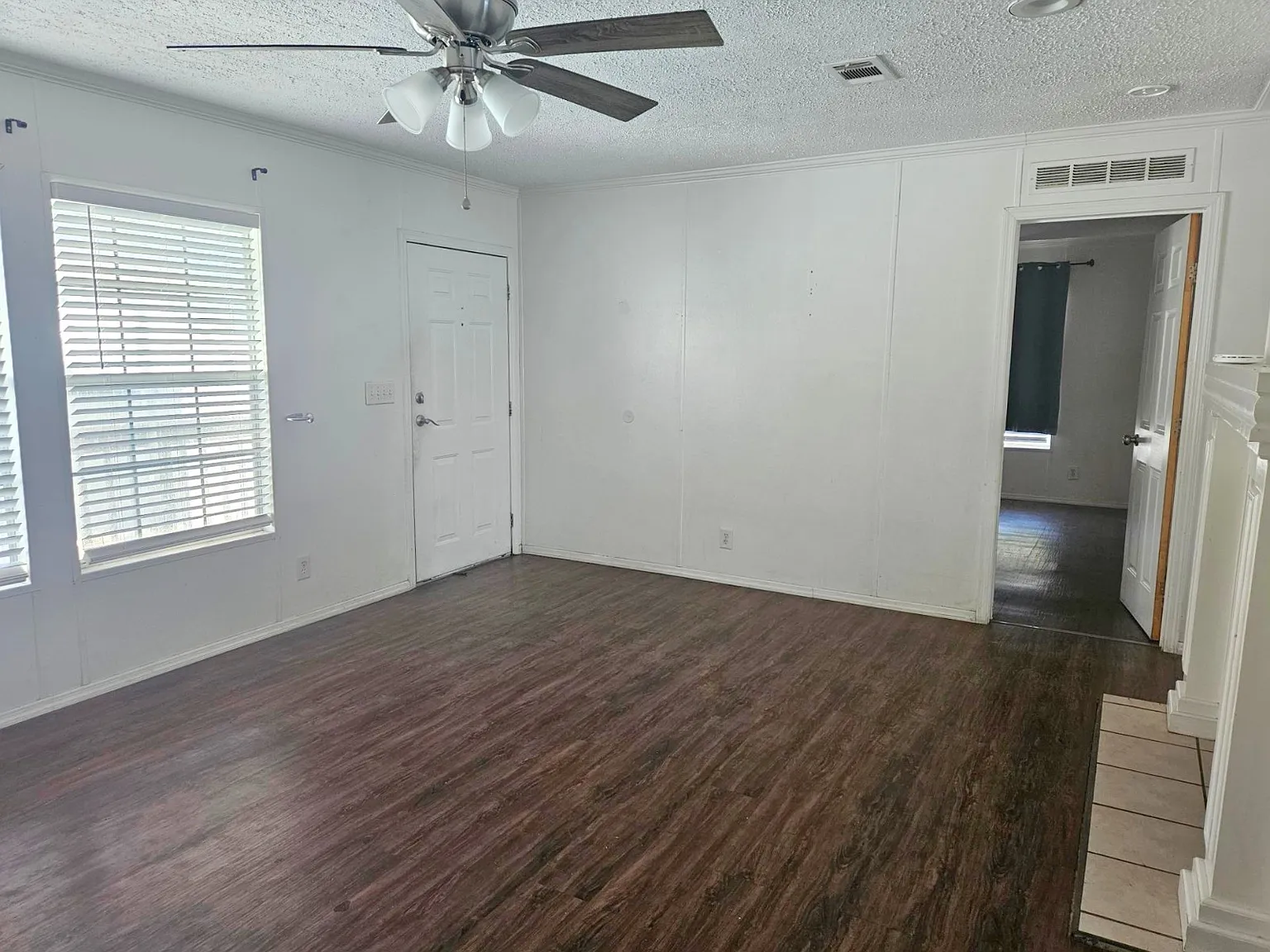 1 bed, 1.0 bath, 1344 sqft, $1,175 — Photo 4
