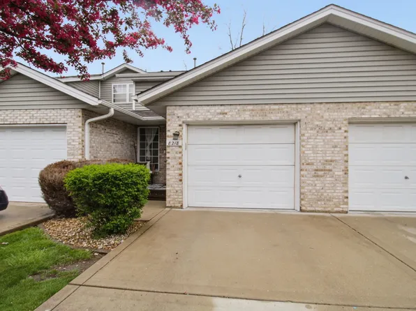 8218 Daniel Dr, Justice, IL 60458