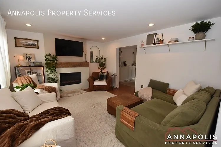 3359 Arundel On The Bay Rd — Photo 8