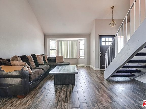 4th image of 2583 N Driftwood Ave