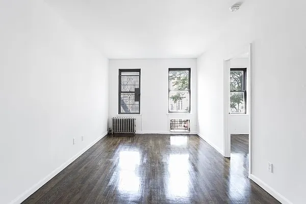 Rented by Compass | media 7