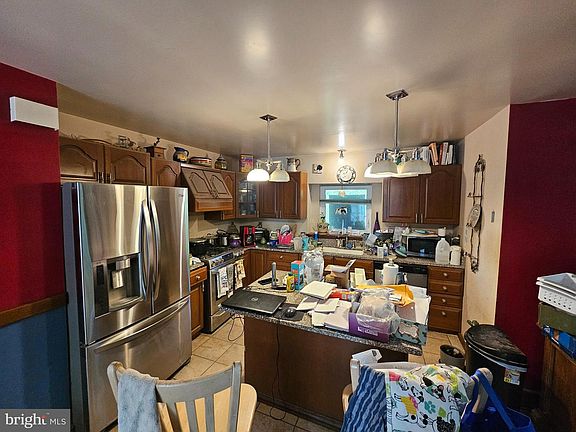 5th image of 5 Higgins Ave