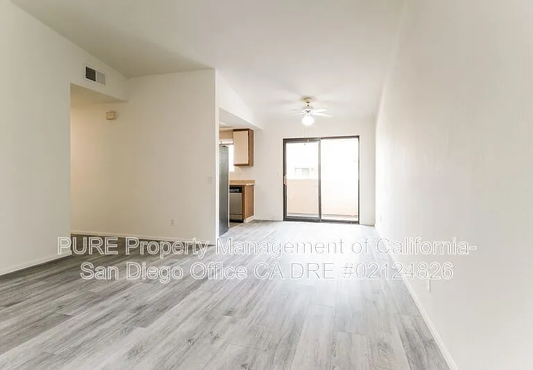 3888 San Ramon Dr #20 — Photo 2