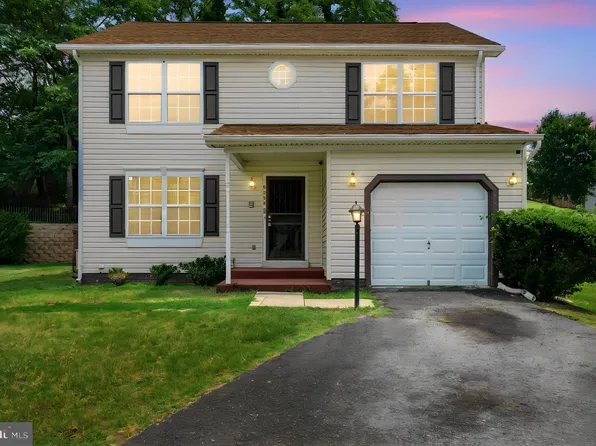 2004 Chita Ct, Temple Hills, MD 20748
