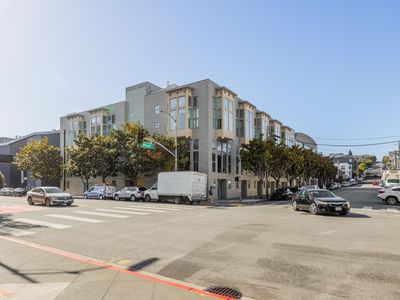 999 16th St APT 10, San Francisco, CA, 94107