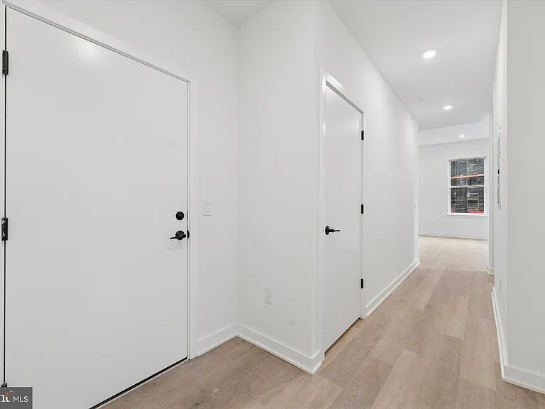 1500 Frankford Ave #301 — Photo 15