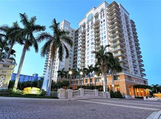 800 N Tamiami Trl Unit 211, Sarasota, FL 34236