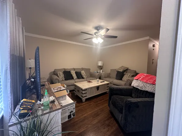 25432 Powers Ave, Dearborn Heights, MI 48125