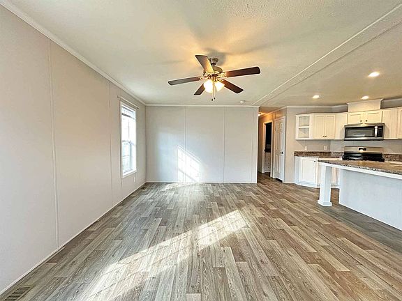 4th image of 7055 Quarry Rd #277