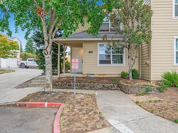 2nd image of 5912 NE 35th Cir