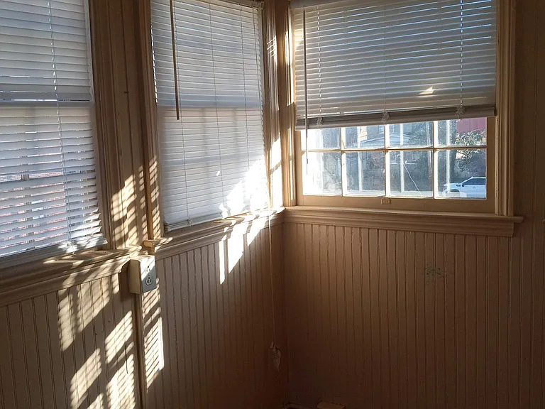 1060 Euclid Pl #1 — Photo 6