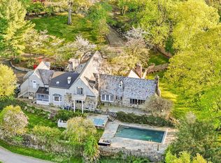 37 Mayapple Rd, Stamford, CT 06903