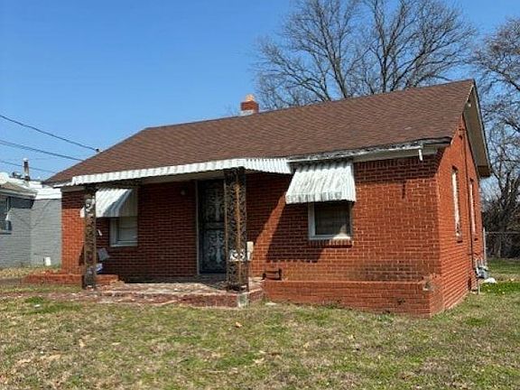 2nd image of 1806 Blair Hunt Dr