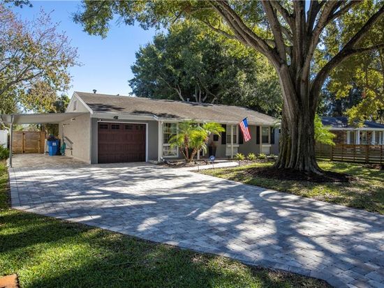 8439 Riverside Dr Ne Saint Petersburg Fl 33702 Zillow