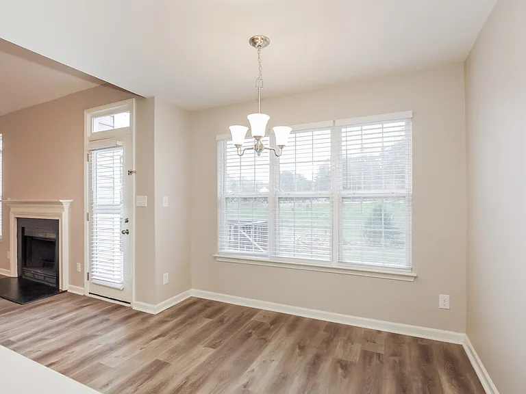 6213 Spanish Moss Ln — Photo 9