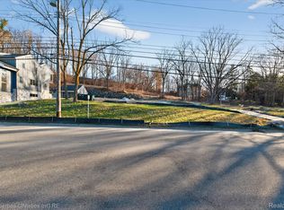 NULLC Randolph St, Northville, MI 48167