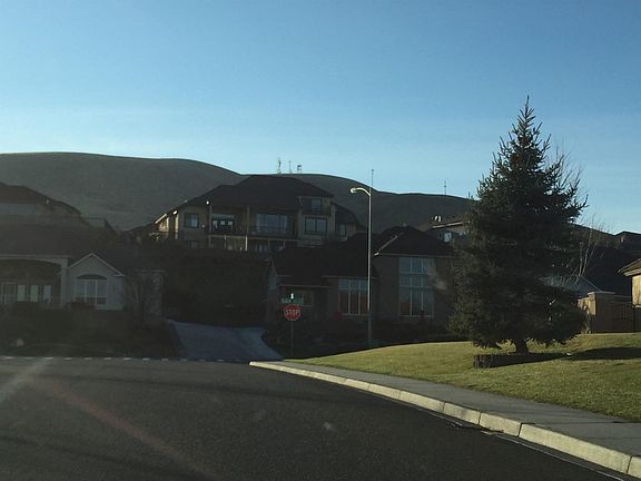 4th image of 1641 Meadow Hills Dr