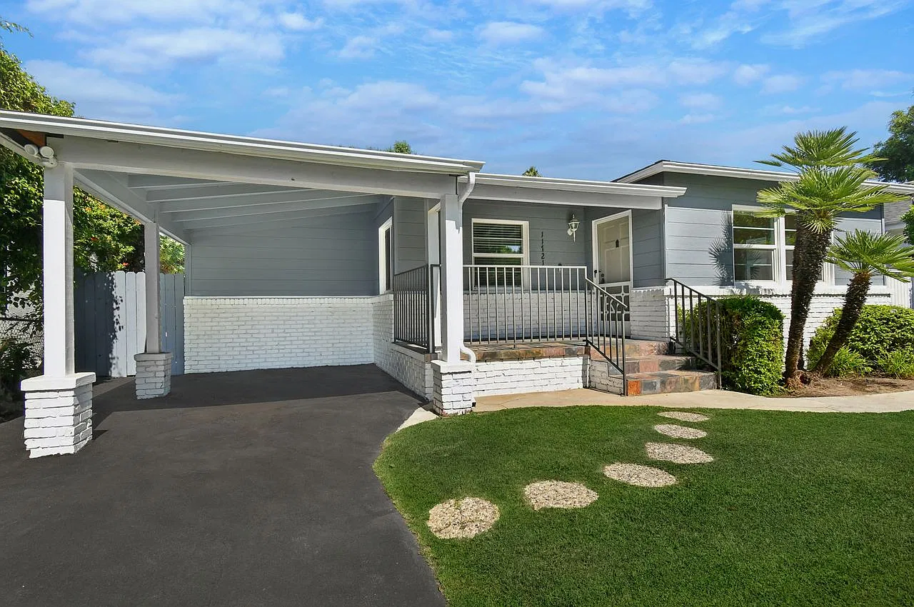 4 bed, 2000 sqft, $6,350 — Photo 2